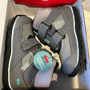 See Kai Run Atlas II waterproof insulated boots.